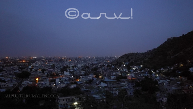 view-of-jaipur-nahargarh-fort-sunrise-point-in-jaipur-garh-ganesh-temple