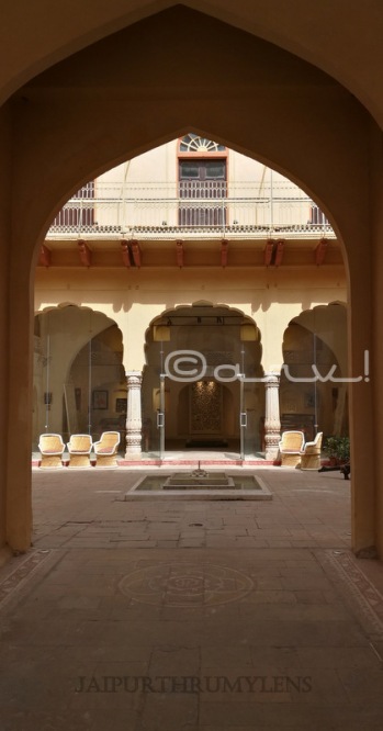 museum-of-legacies-gate-jaipur-haveli-rajasthan