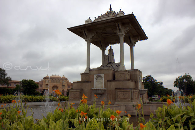 statue-circle-c-scheme-jaipur-hotels-sawai-jai-singh